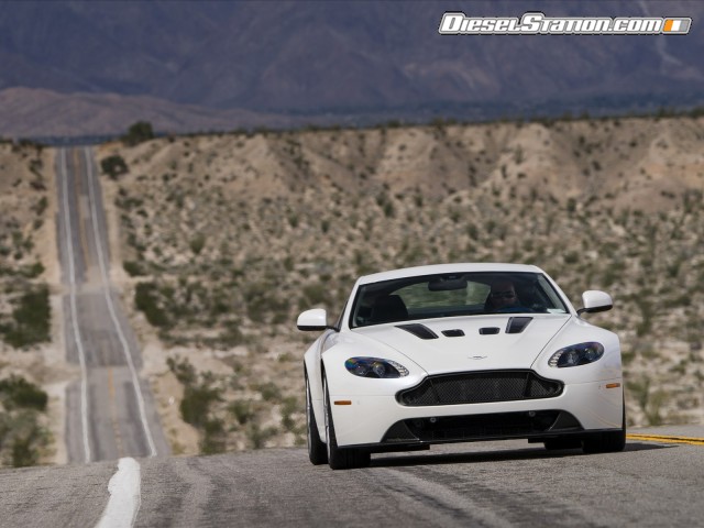 Aston Martin V12 Vantage S 2014 Picture #7 Aston Martin V12 Vantage S 2014 Picture #7